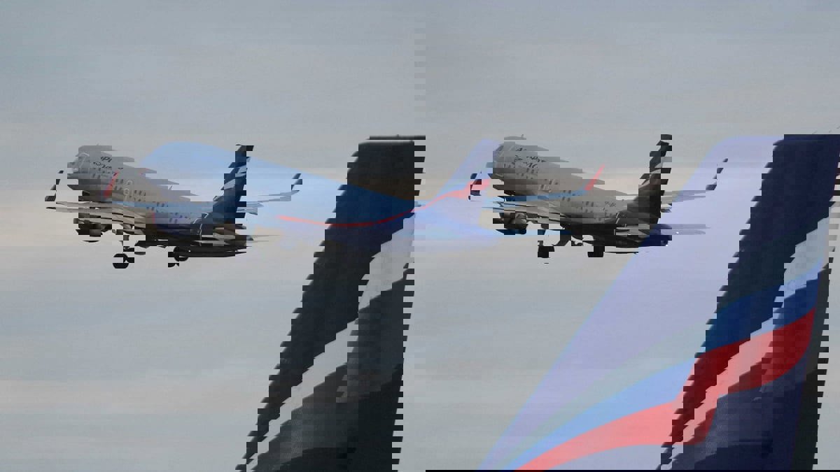 أمريكا: تفعيل حظر استخدام شركات الطيران الروسية لمجالنا الجوي الأربعاء