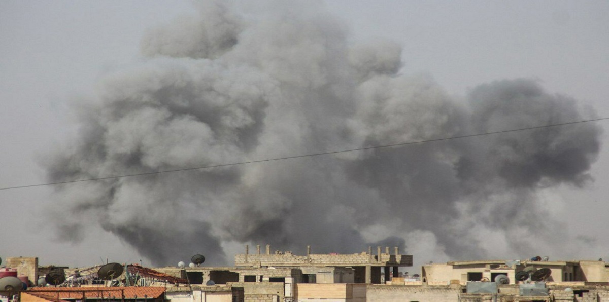 26 قتيلًا مدنيًا في قصف جوي على جيب لتنظيم داعش في جنوب سوريا