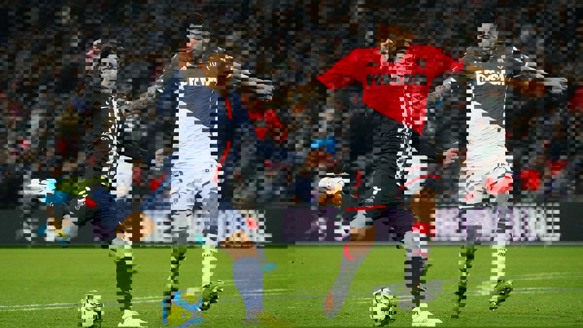 إدينسون كافاني على رادار نادي برشلونة لتعويض لويس سواريز