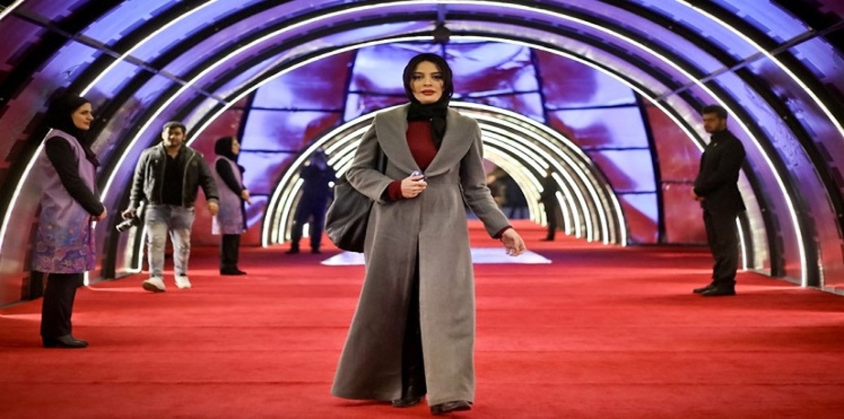 إيران تمنع إقامة عرض الأزياء الأول في طهران