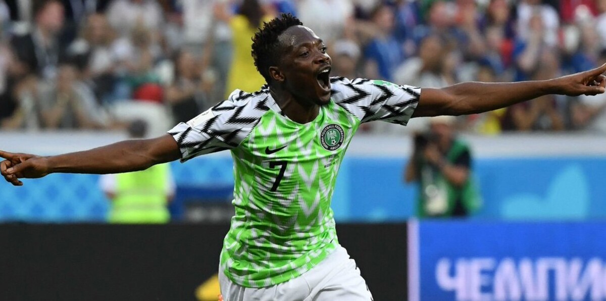 هل تعاقد نادي النصر السعودي مع النيجيري أحمد موسى؟