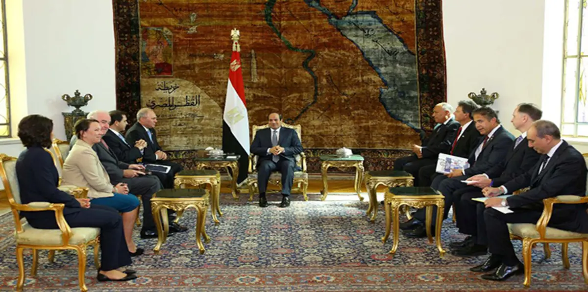 وفد من الكونجرس الأمريكي يزور القاهرة برئاسة زعيم الأغلبية