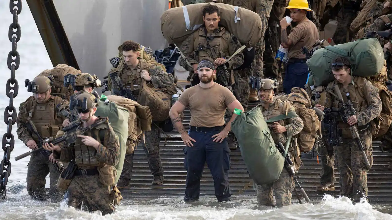 هرباً من ضغط ترامب في الكاريبي.. كارتلات المخدرات تتجه إلى "الملاذ الأفريقي"