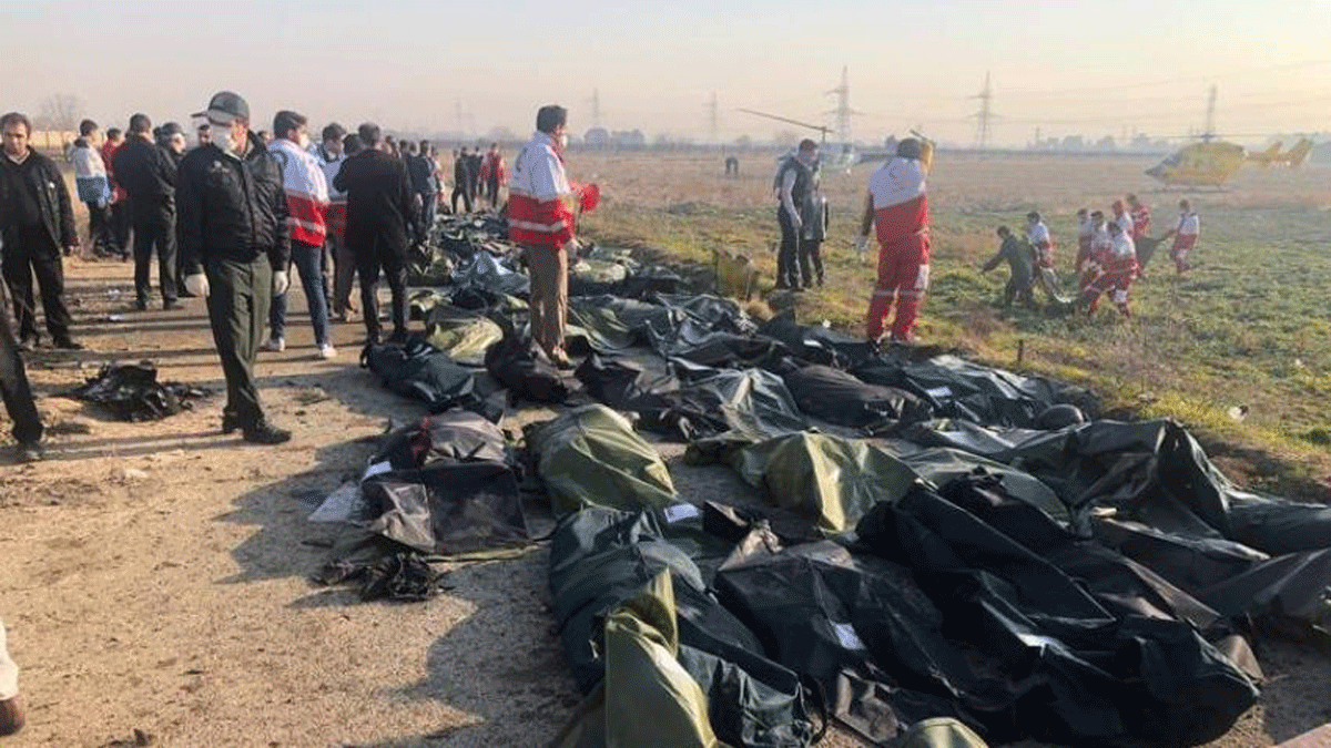 تقرير: الحرس الثوري الإيراني أبقى الرحلات المدنية لاستخدامها كـ "درع دفاعي"‎