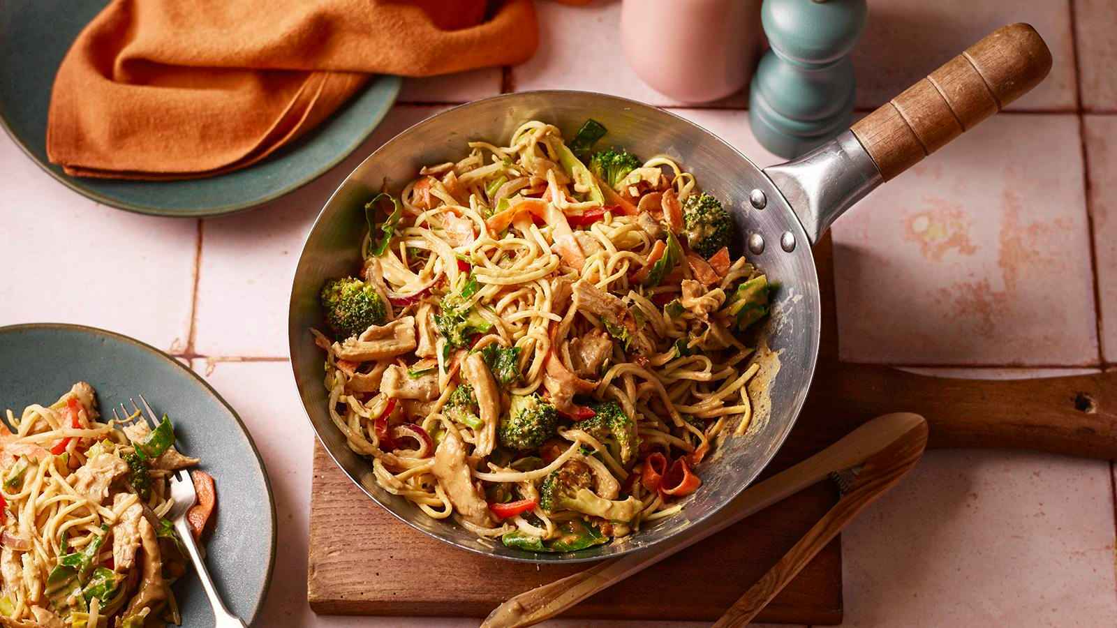 "معكرونة الجنازات" تثير ضجة في الصين.. ما القصة؟