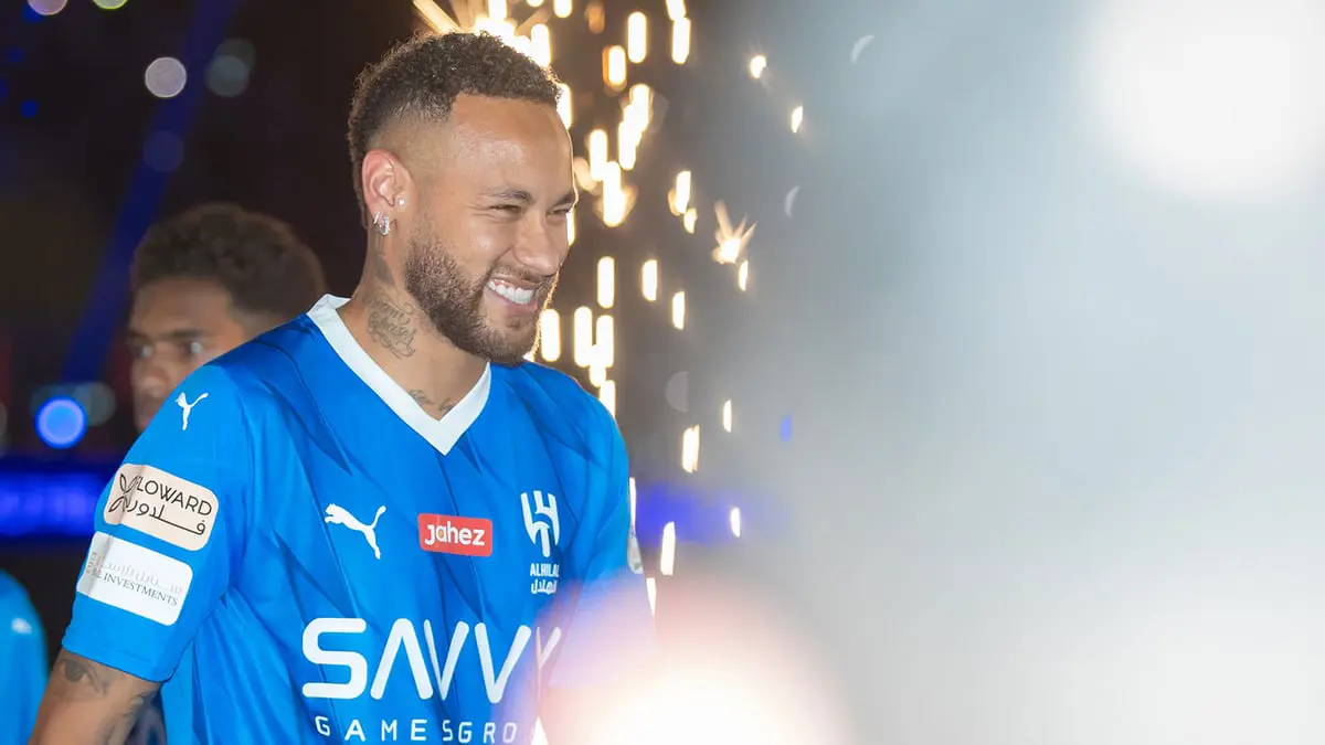 الهلال يقدم نيمار لاعبا رسميا في الفريق بحفل مبهر (فيديو)