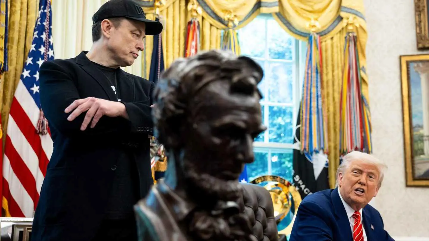 ترامب وماسك.. انهيار "دراماتيكي" لعلاقة استثنائية
