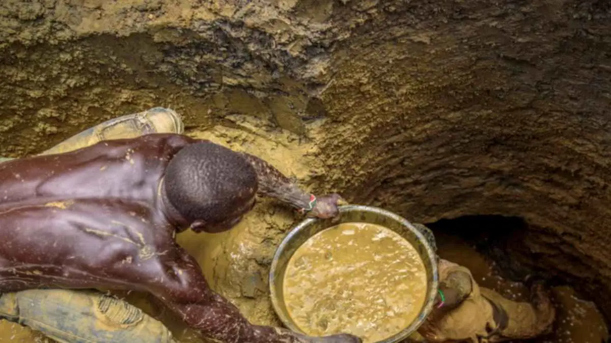 عبر الذهب والفضاء.. روسيا تعزز نفوذها الاقتصادي في غرب أفريقيا