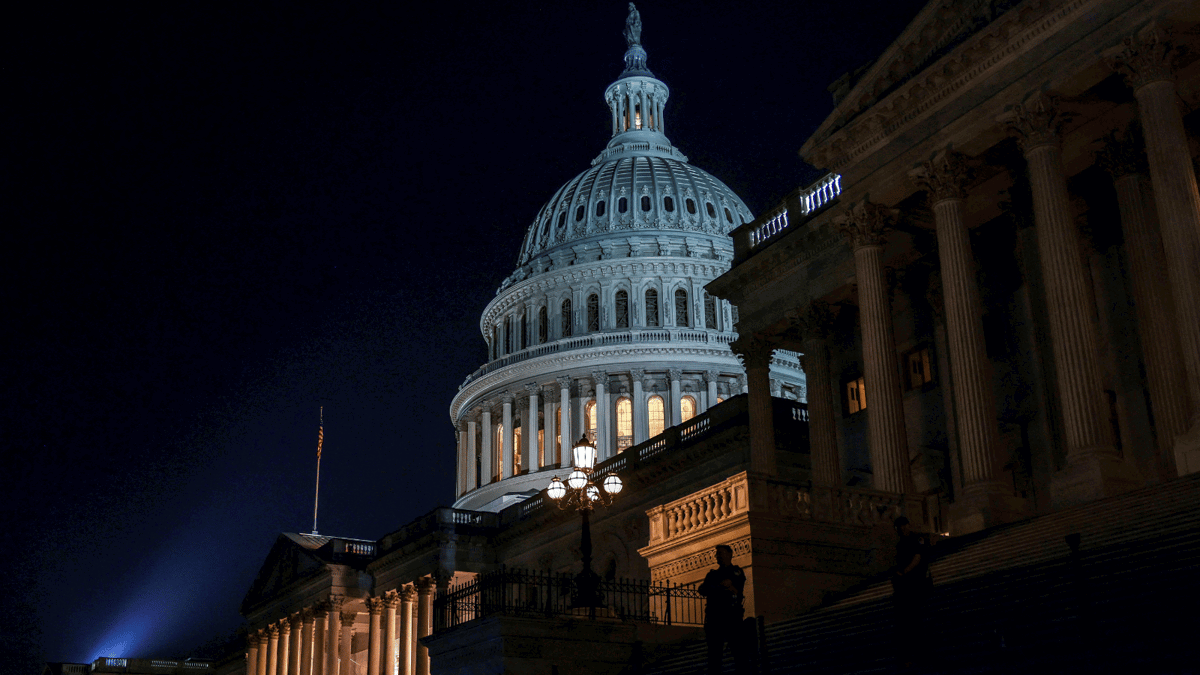 تقرير استخباري: أمريكا تواجه "نظاما عالميا هشا على نحو متزايد"