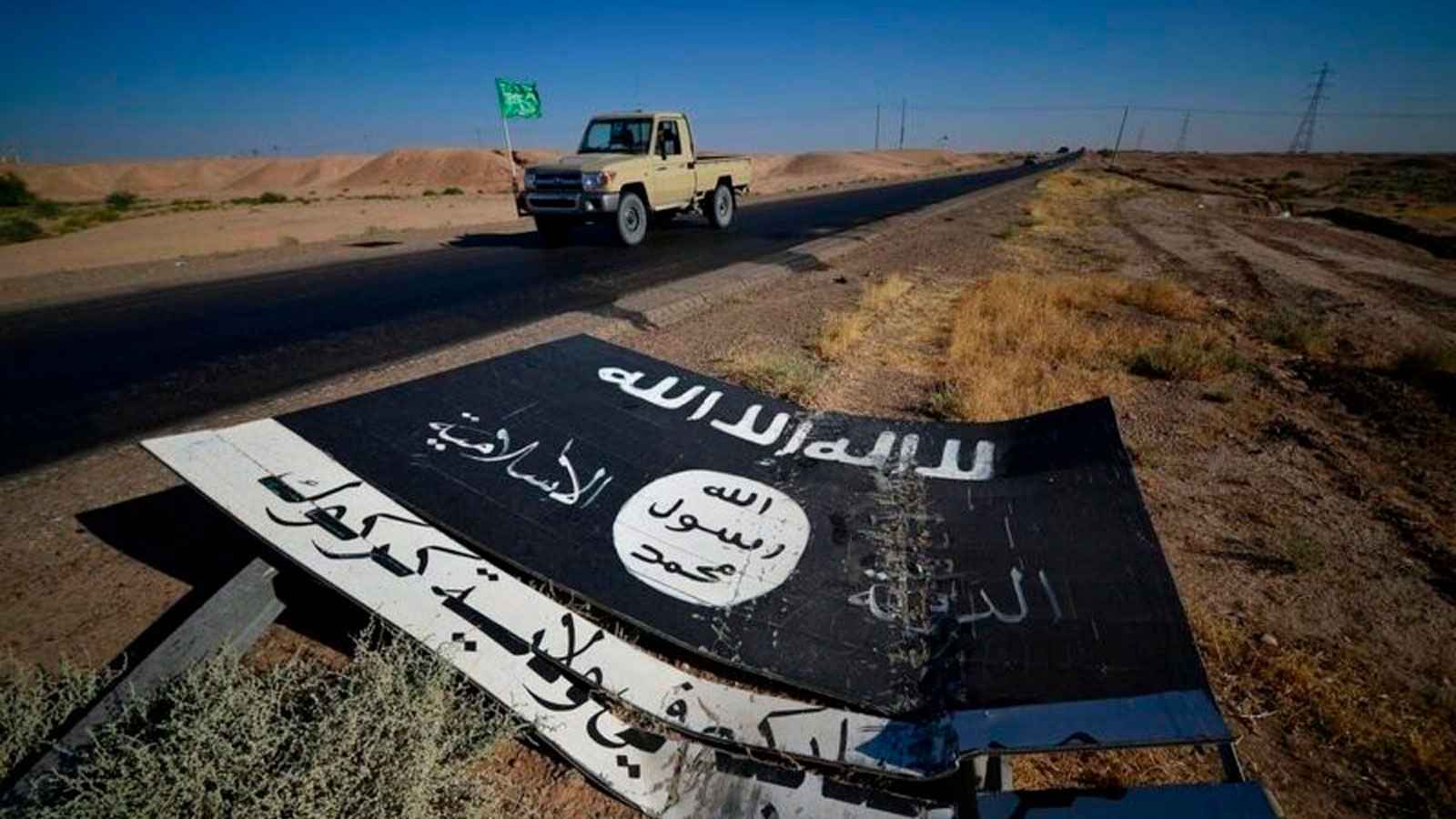 من مخيم الهول إلى سجون العراق.. هل يعيد "داعش" ترتيب صفوفه؟