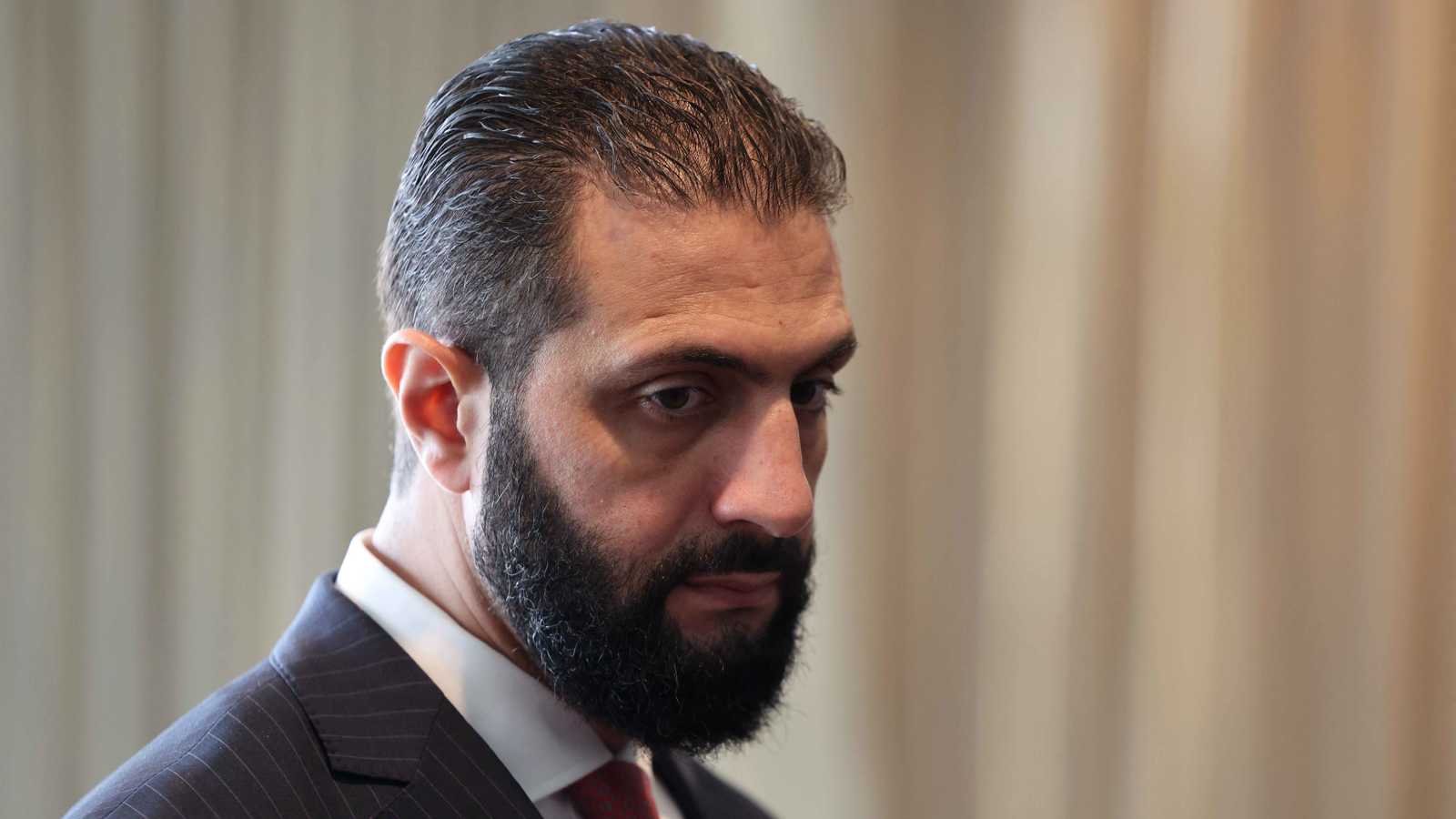 الشرع يصل البيت الأبيض للقاء ترامب