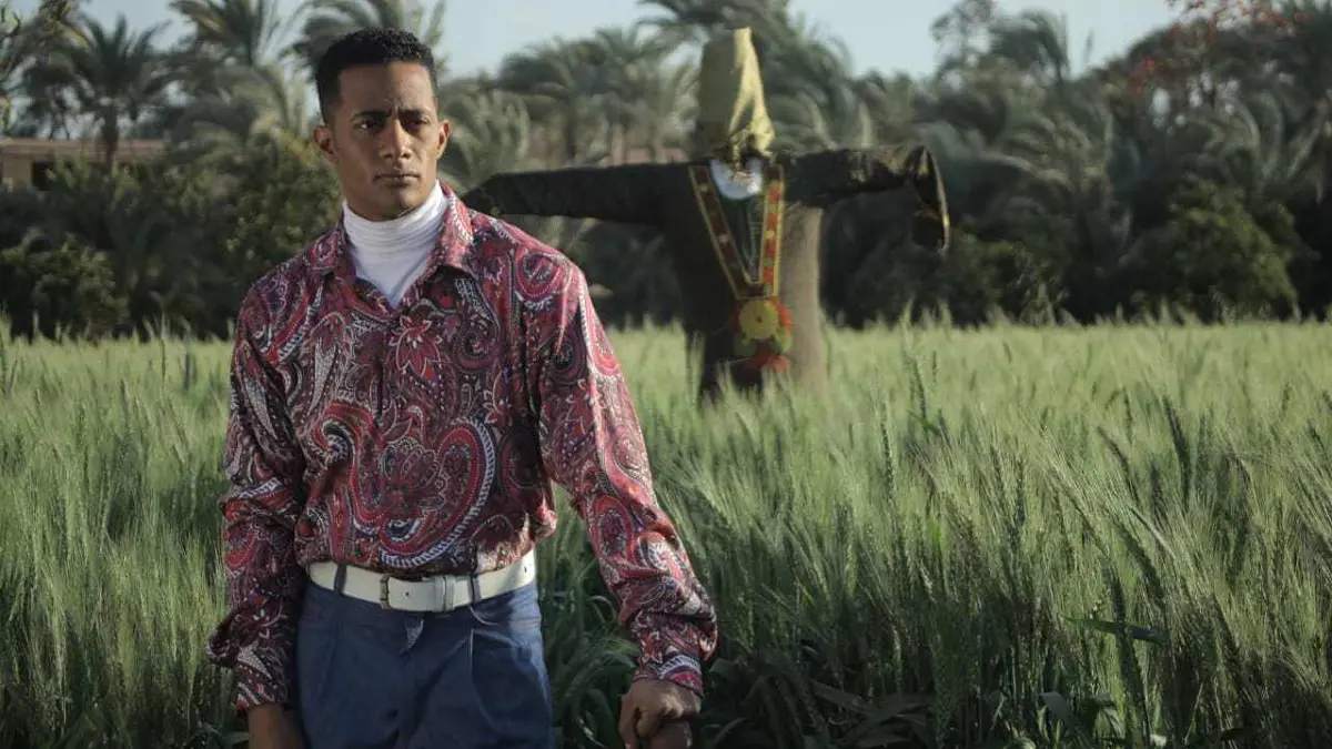 محمد رمضان يرد على السخرية من تشابه مشهد "الأسطورة" و"زلزال" (فيديو)