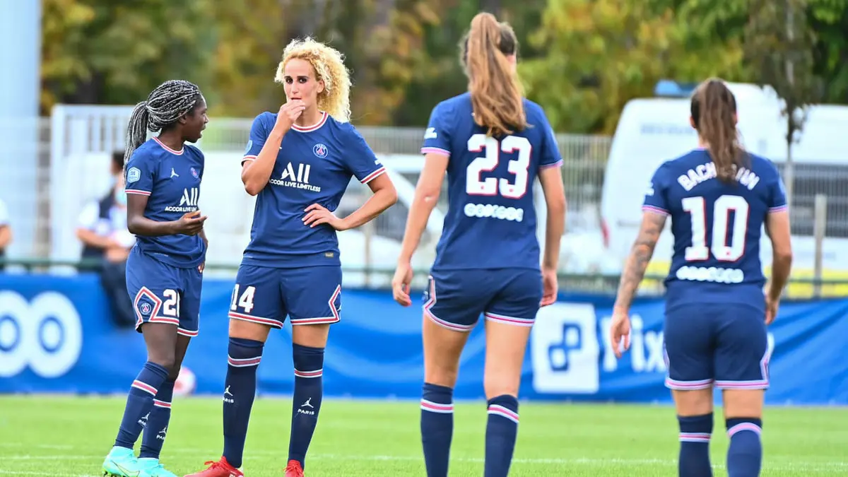 ماذا قالت خيرة الحمراوي عقب الإفراج عن زميلتها السابقة أميناتا ديالو؟