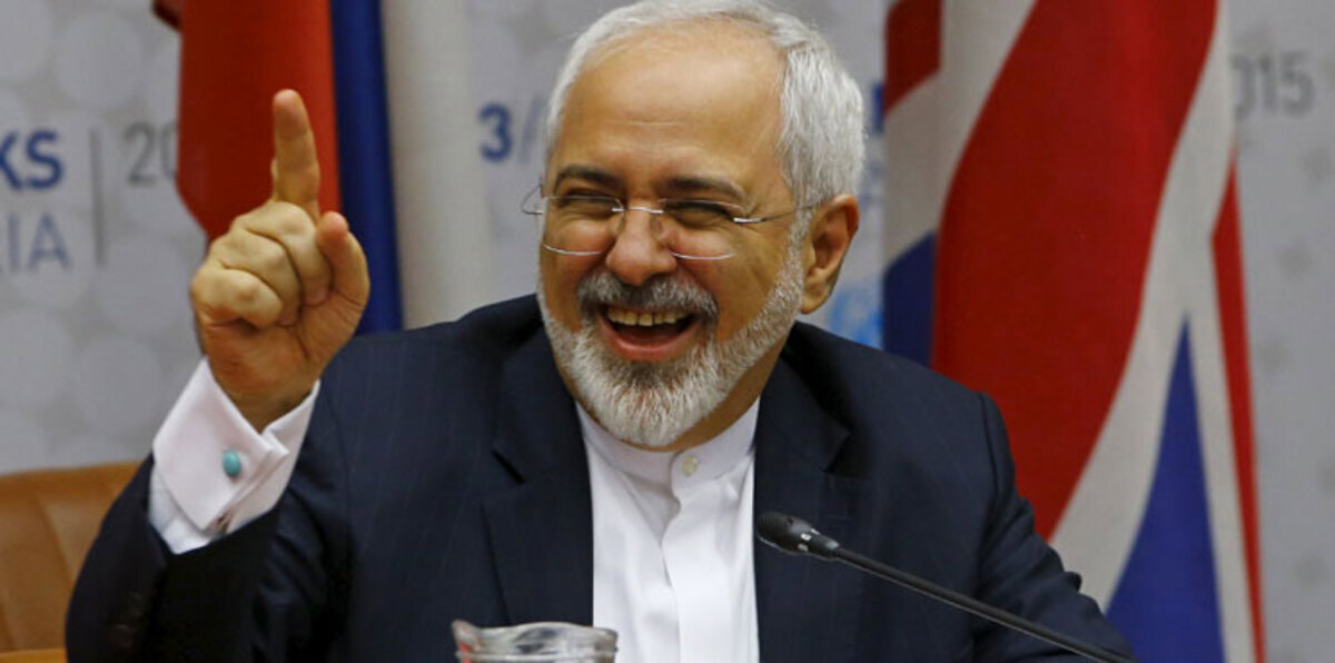 ظريف يتزوج سرًا من صحفية إيرانية متهمة بالتجسس على طهران