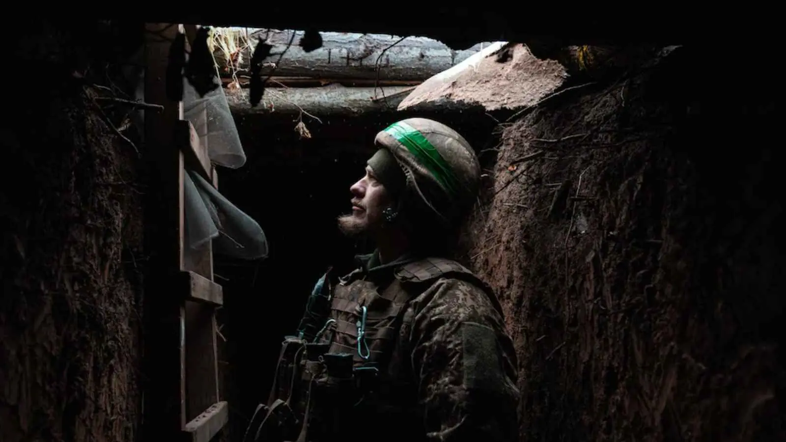 "أوكرانيا العمياء".. قرار ترامب يصيب جيش كييف في "مقتل"