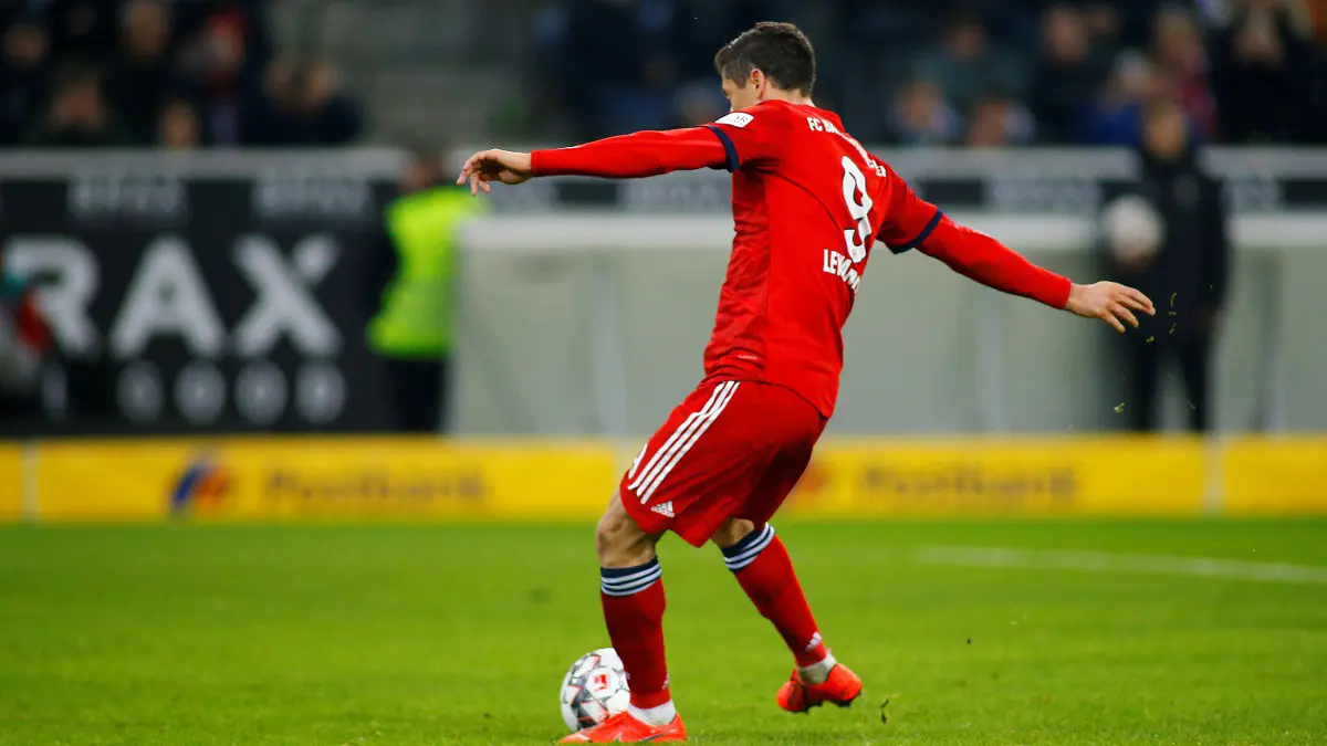 هل يغيب روبرت ليفاندوفسكي عن مباراة بايرن ميونخ وليفربول؟