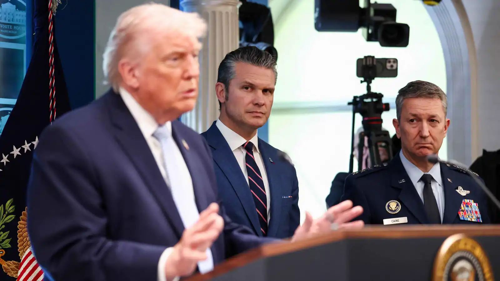 "ليلة الحسم".. ترامب يكشف ملامح خطة "القضاء  على إيران"