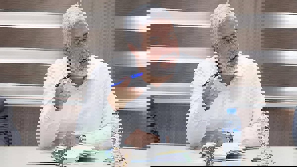 تونس.. منع رئيس اتحاد المزارعين السابق من السفر