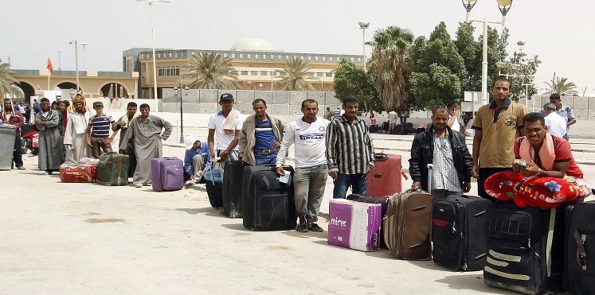المصريون في ليبيا.. هروب من الفقر إلى الخطف