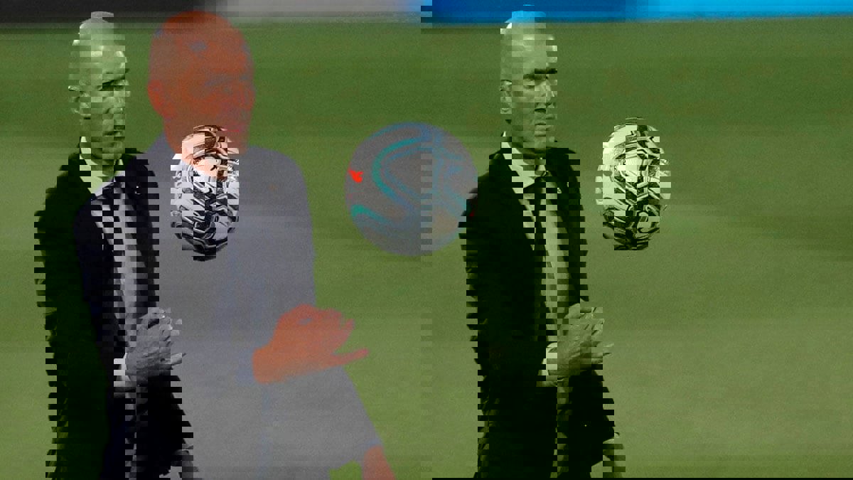 زيدان: لا تهمني الانتقادات ريال مدريد هو أهم ناد في التاريخ