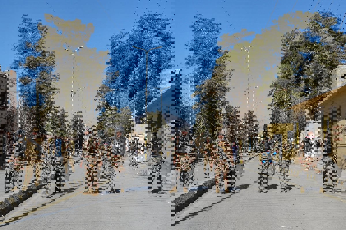 باكستان.. 9 قتلى بهجوم مسلحين على حافلة في إقليم بلوشستان