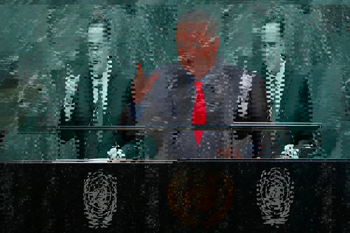 خطاب إسرائيلي يكشف مسارات تهريب السلاح الإيراني إلى "حزب الله"