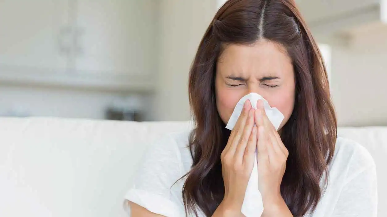 لماذا من المستحيل العطس أثناء النوم؟