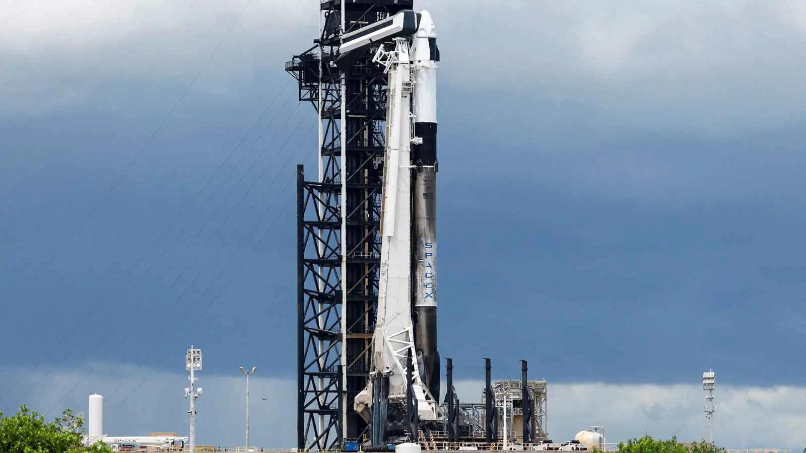 أمريكا توافق على استئناف عمل صاروخ "فالكون 9"