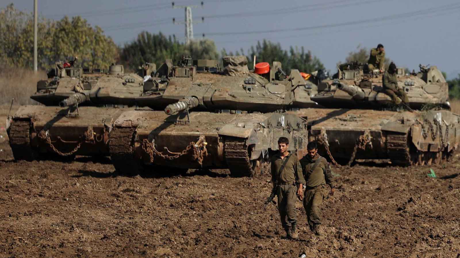 خبراء عسكريون: إسرائيل تعيد احتلال الشريط الحدودي مع لبنان