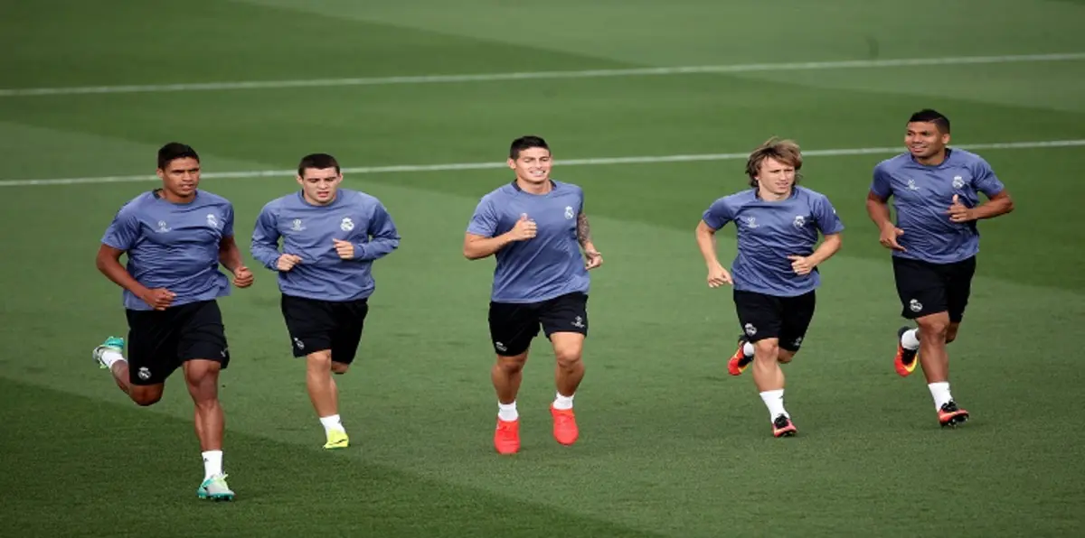 ريال مدريد يفقد كاسيميرو ويستعيد رونالدو وبيل أمام فياريال