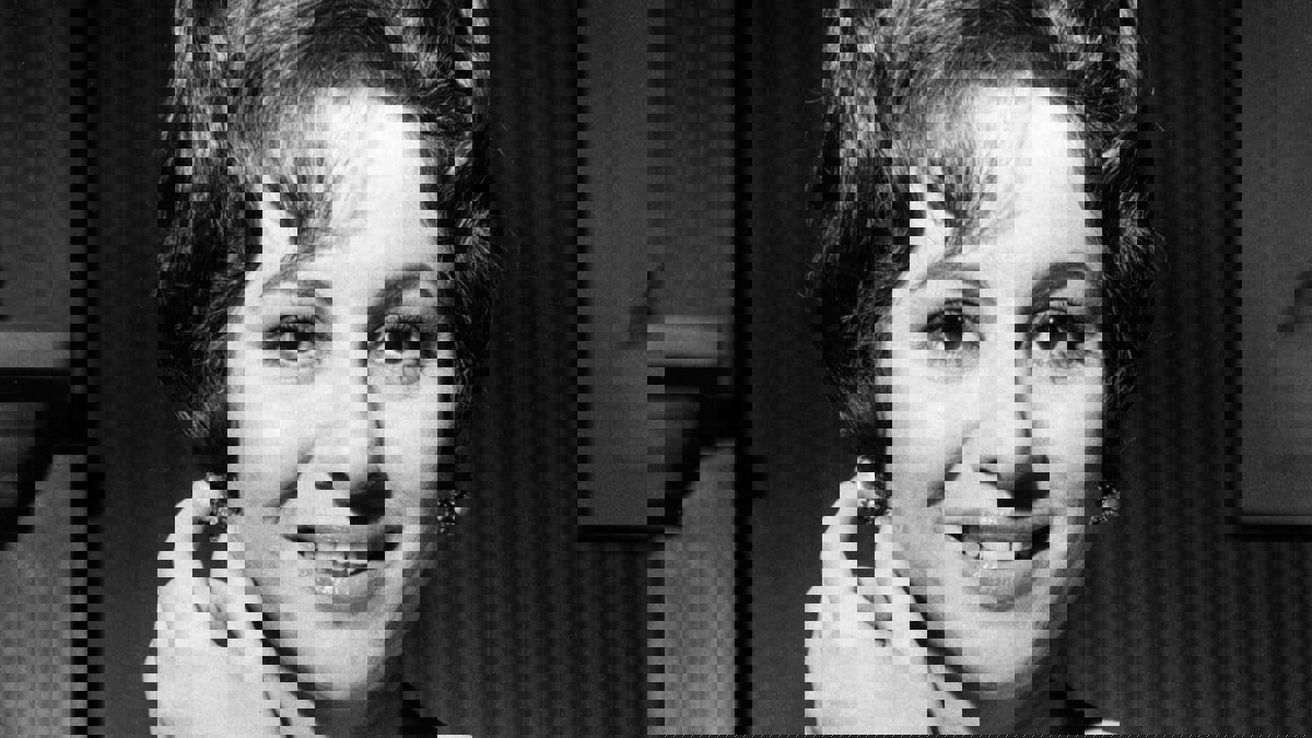 في ذكرى ميلاد فاتن حمامة.. كيف أثار لقب "سيدة الشاشة العربية" غضب النجمات؟ 