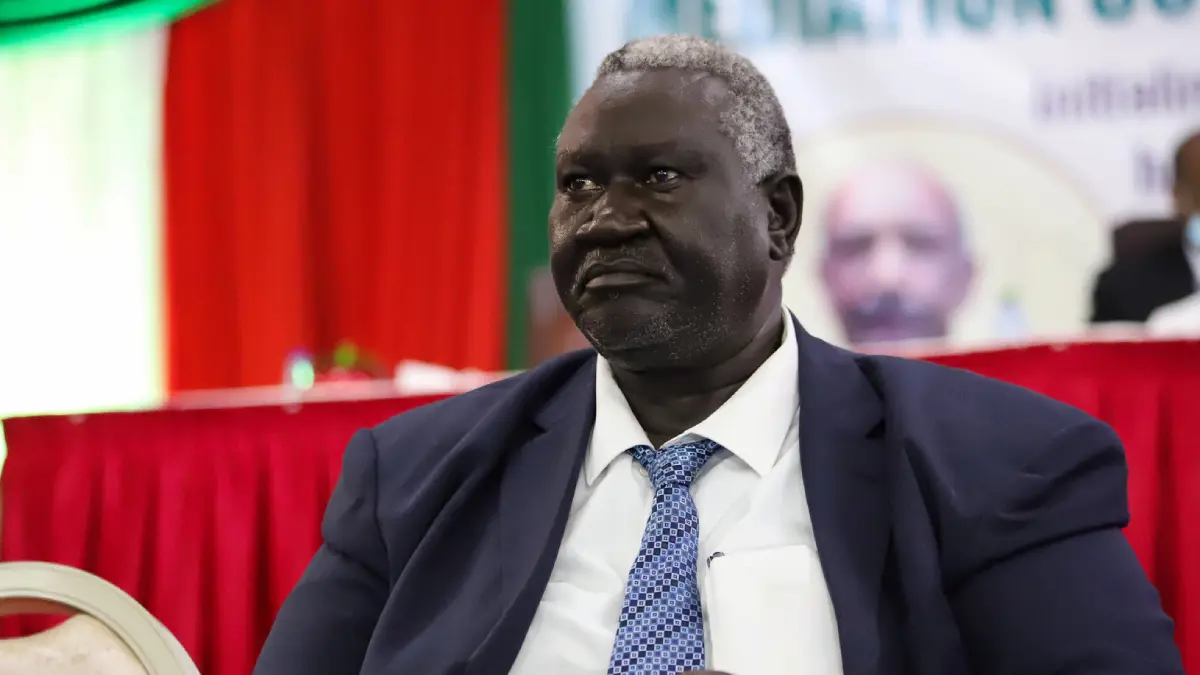 مصادر دبلوماسية لـ "إرم نيوز": مالك عقار يلتقي لافروف في موسكو لبحث أزمة السودان