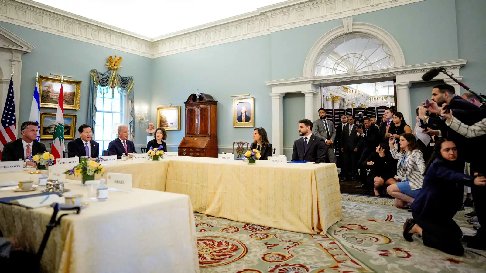 جانب من الاجتماع اللبناني الإسرائيلي في واشنطن