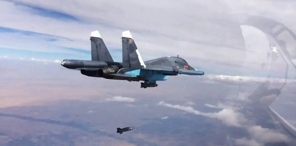 المرصد السوري: غارات روسية أو سورية تقتل العشرات شرق سوريا