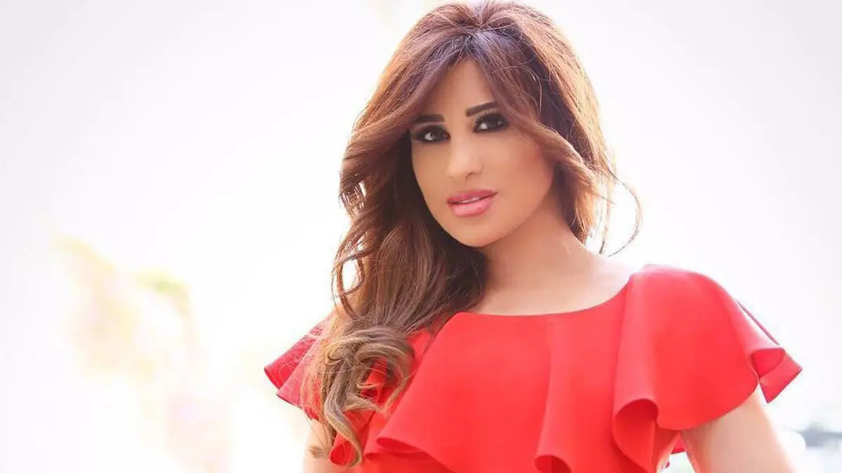 نجوى كرم: بعض الفنانات يكذبن بشأن عمليات تجميل 