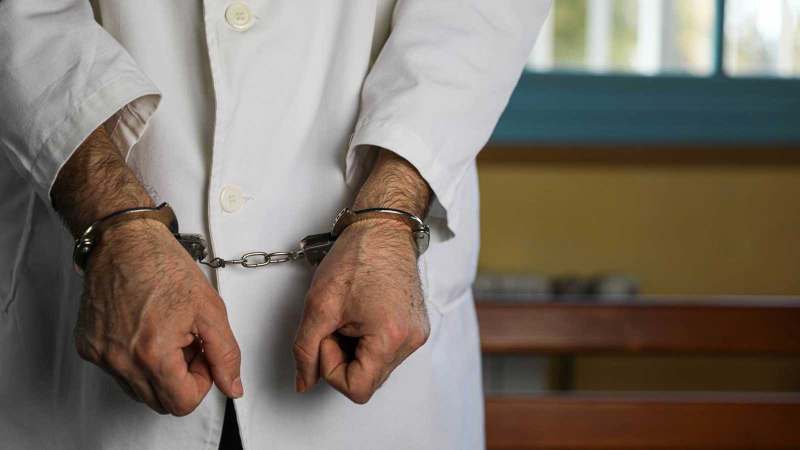 مصر.. حبس طبيب نساء بتهمة "اختطاف" طفلة بعد ولادتها