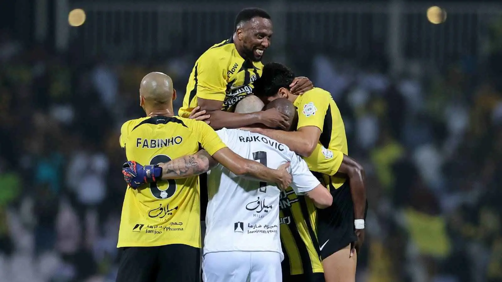 الاتحاد يعبر الوحدة ويعزز صدارة الدوري السعودي (فيديو)