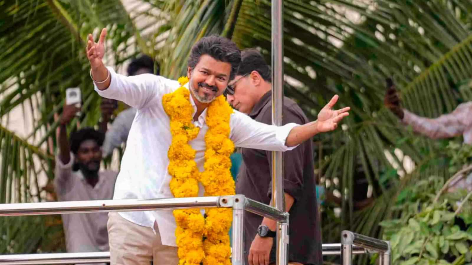 الهند.. مصرع وإصابة العشرات إثر تدافع خلال تجمع لممثل شهير (فيديو وصور)