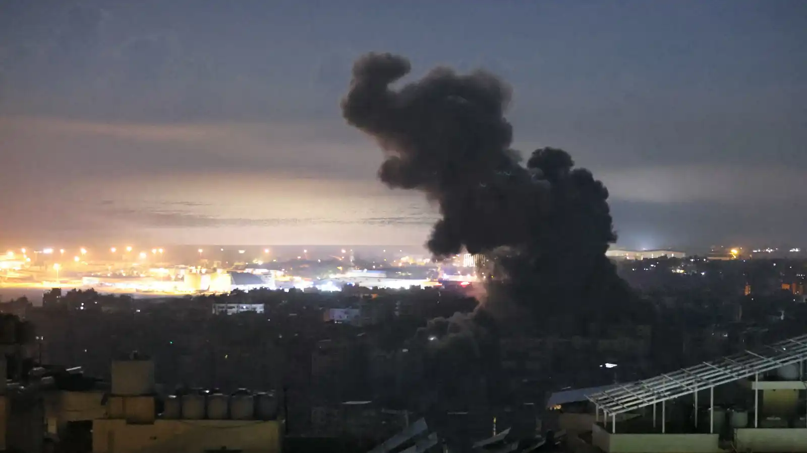 قتيل إثر غارة إسرائيلية استهدفت آلية جنوب لبنان