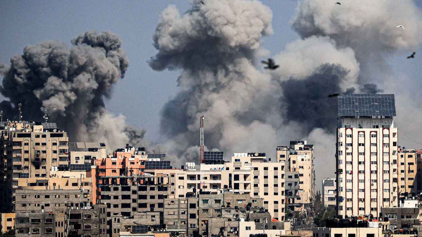 غارات إسرائيلية تقتل 19 فلسطينيا شمالي غزة