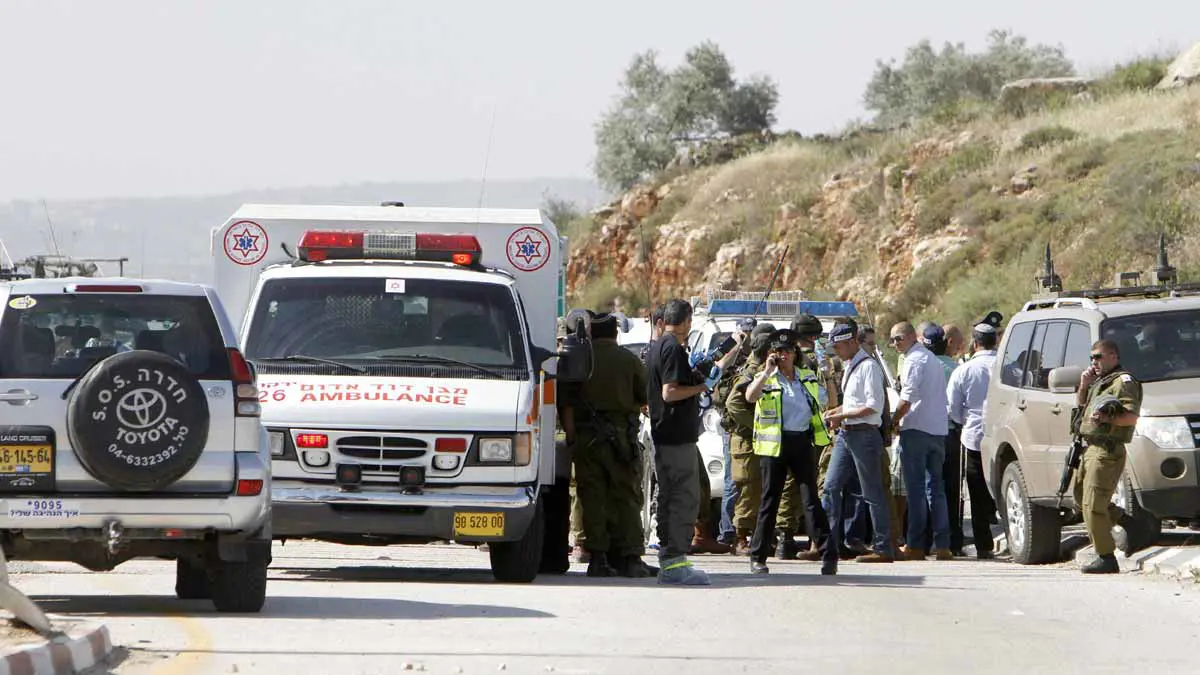 مستوطن إسرائيلي يدهس فتى فلسطينيًا جنوبي الضفة الغربية