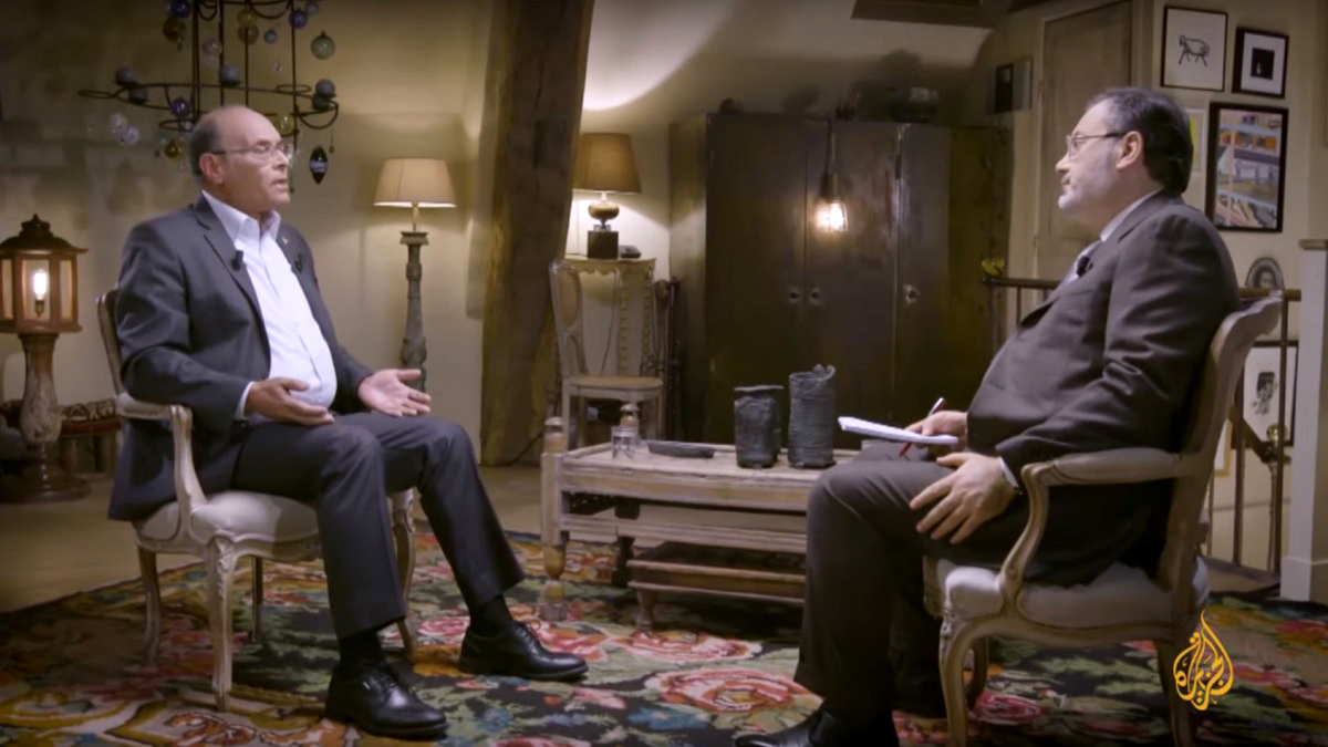 المنصف المرزوقي.. نهاية السياسي الأكثر ظهورًا على قناة "الجزيرة" بعد عزمي بشارة (فيديو إرم)