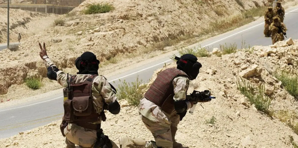 التحالف يقطع خط إمداد رئيسيًا للحوثيين