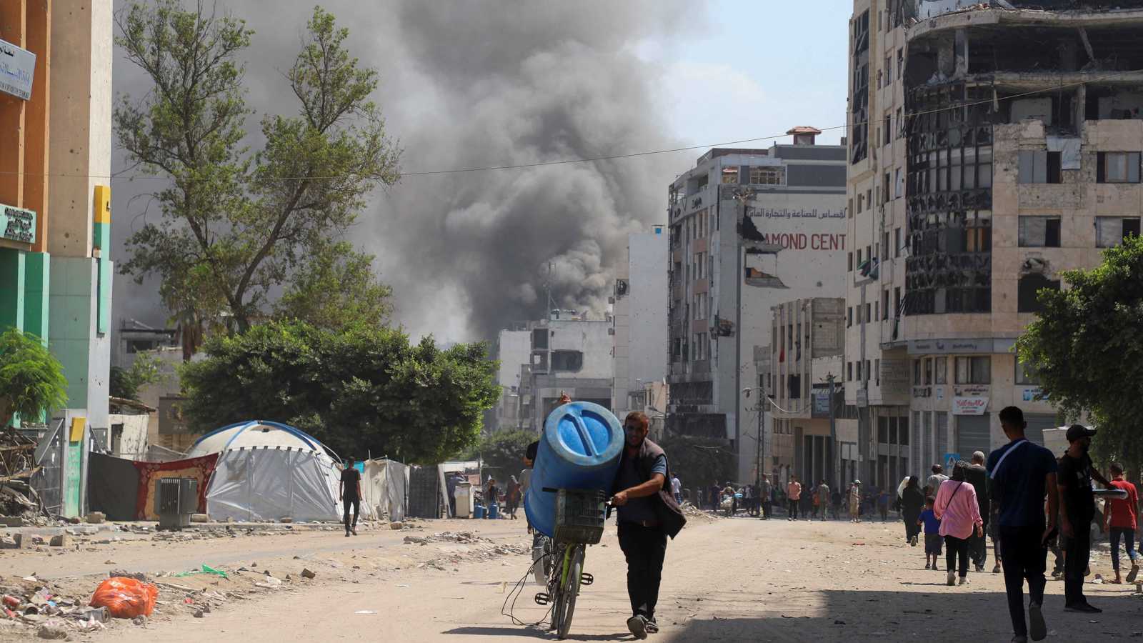 "إرم نيوز" ينشر التفاصيل الكاملة لخطة ترامب لوقف حرب غزة