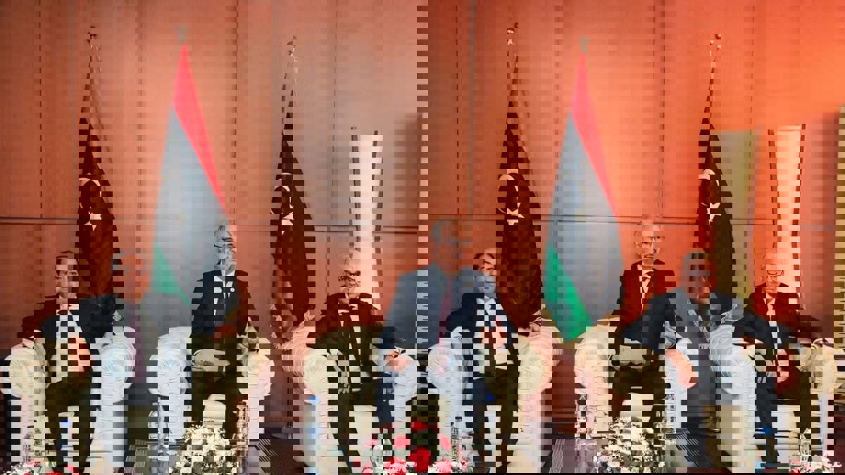 تقرير: "لقاء بنغازي" يمهد لإعلان تحالف سياسي بقيادة حفتر وباشاغا