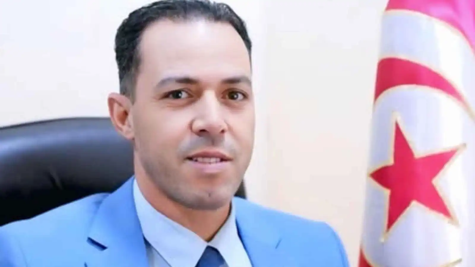 برلماني تونسي: زمن الوصاية والتدخل الأوروبي والأمريكي "ولى"