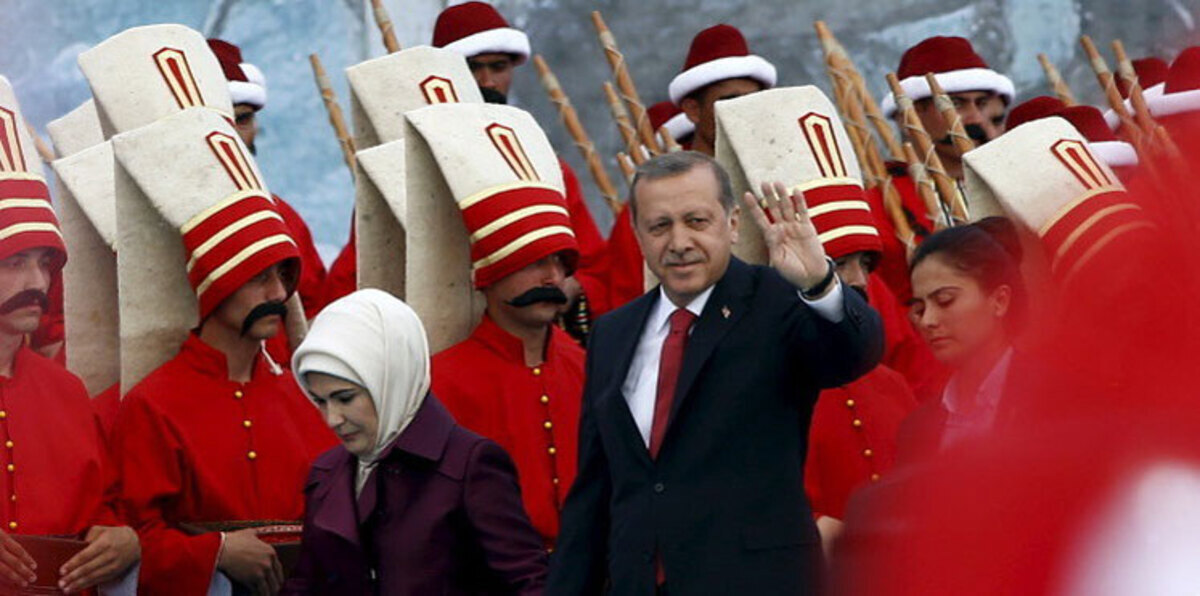 السلطان اردوغان ماضٍ في الخطأ