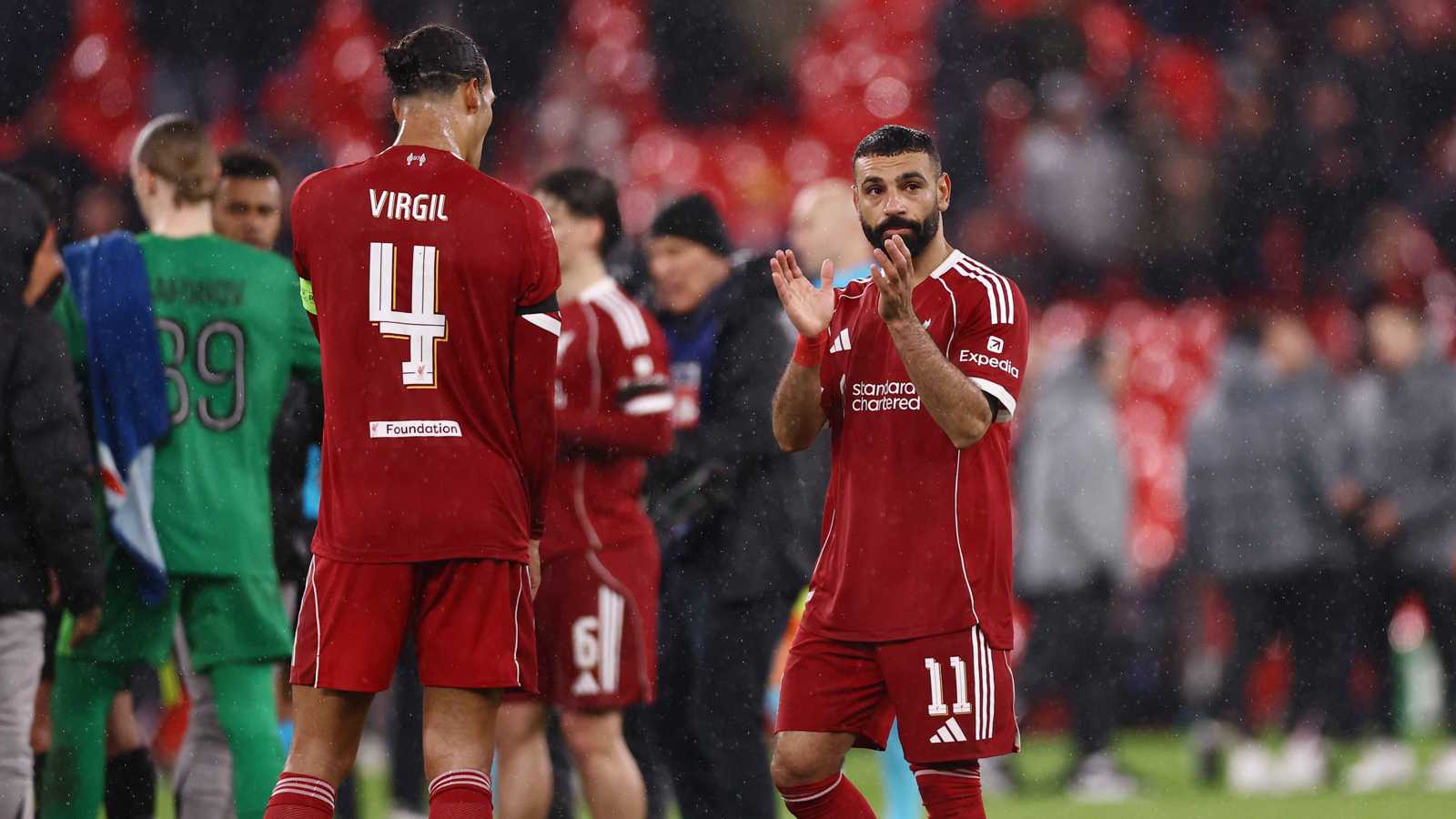 الدعابة نصفها حقيقة.. هل يشعر محمد صلاح بالخيانة في ليفربول؟ 