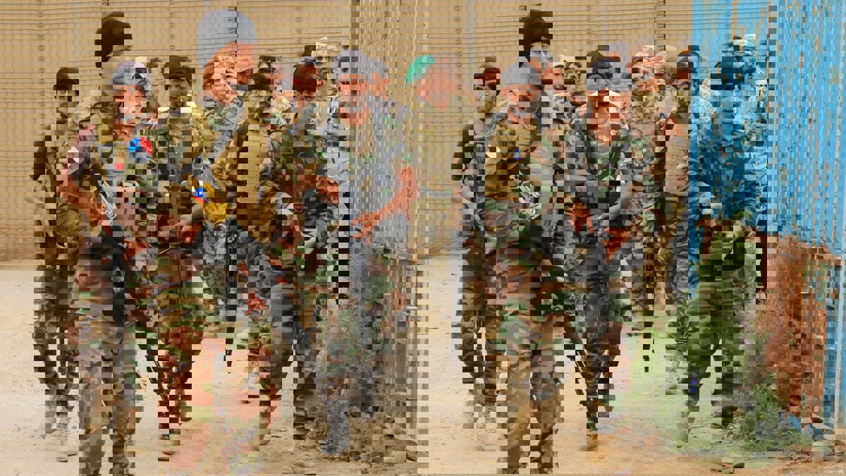 قرار وزارة الداخلية اليمنية تعليق أعمالها في عدن يثير استياءً واسعًا 