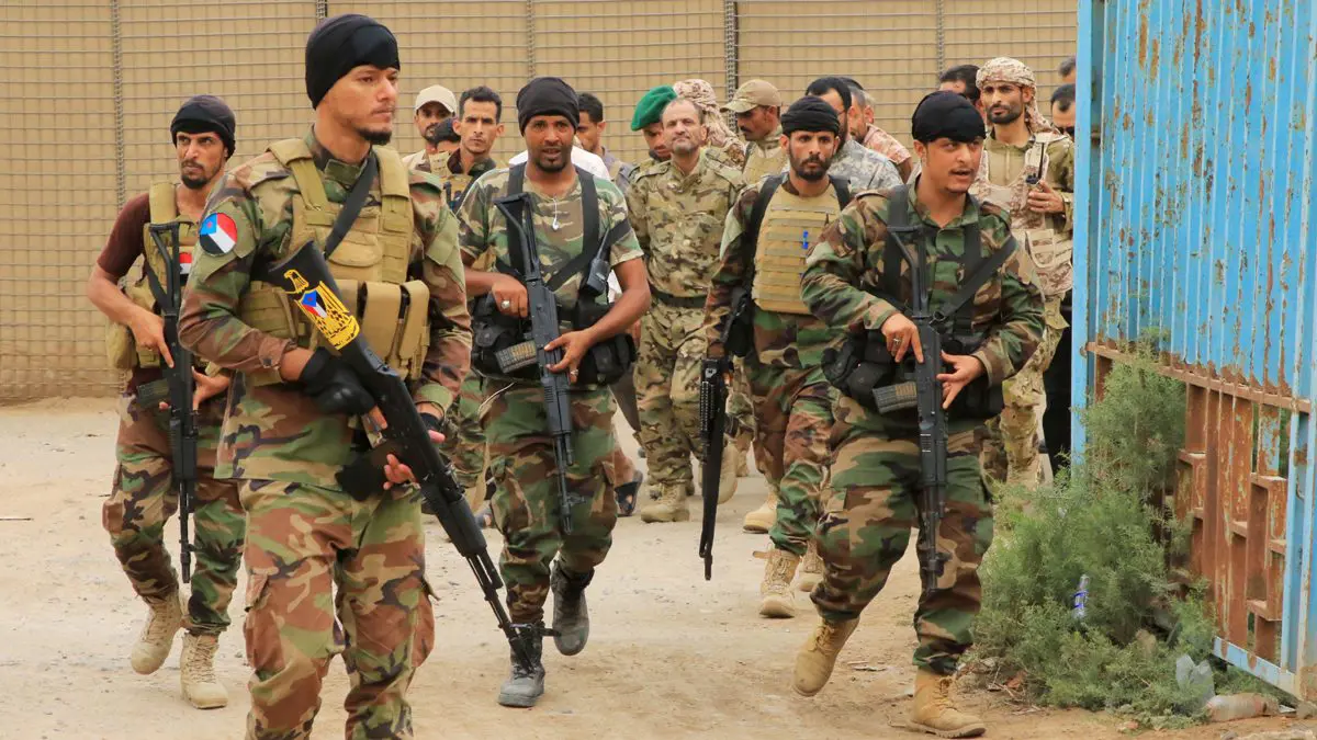 قرار وزارة الداخلية اليمنية تعليق أعمالها في عدن يثير استياءً واسعًا 